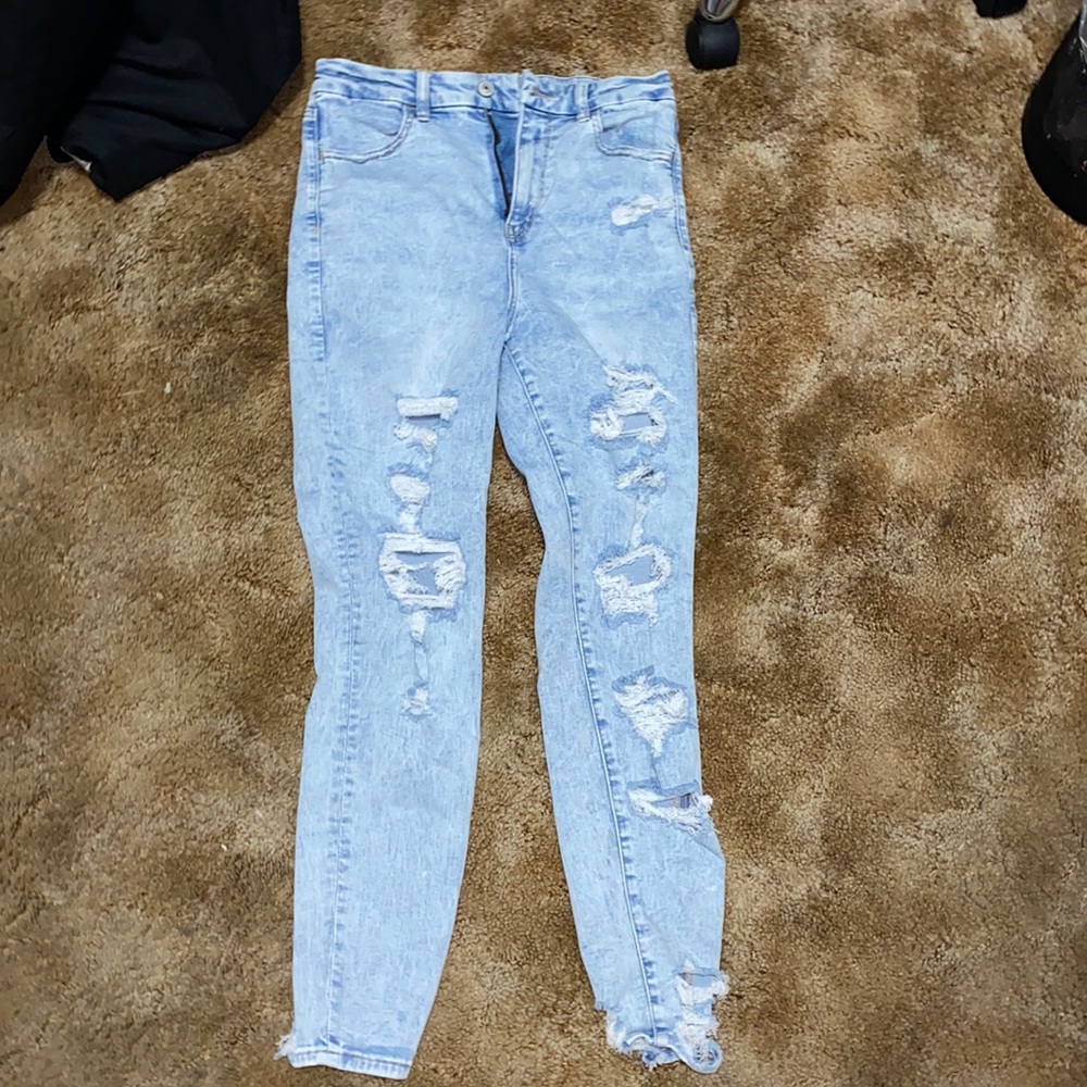 American eagle distressed light wash jeggings